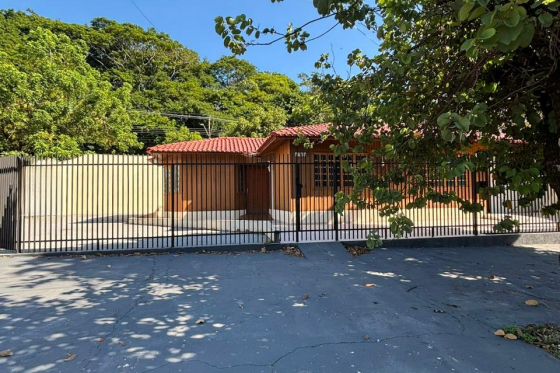 Casa 0m Umuarama-PR 515