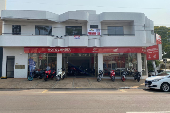 Sala Comercial 456.98m Umuarama-PR 404