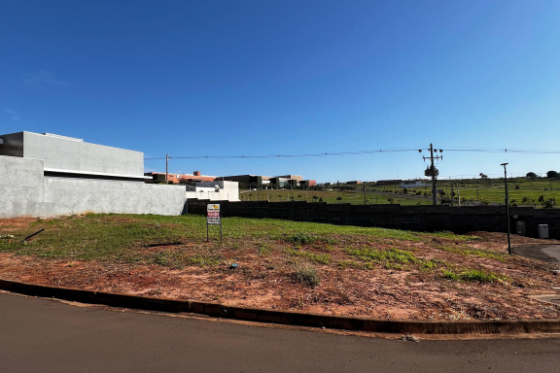 Terreno 409m Umuarama-PR 353